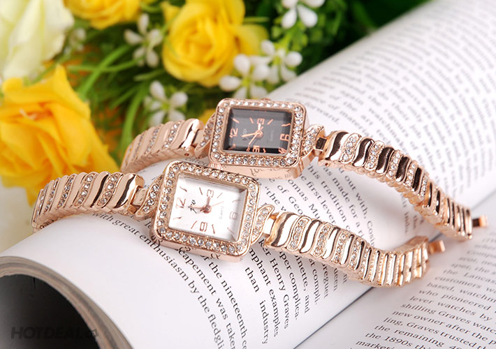 Đồng Hồ Mặt Vu&ocirc;ng D&acirc;y Xoắn