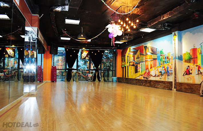 8 Buổi Nhảy Salsa Tại Beso Latino Dancing Club