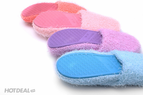 D&eacute;p L&ocirc;ng Đi Trong Nh&agrave; Xinh Xắn