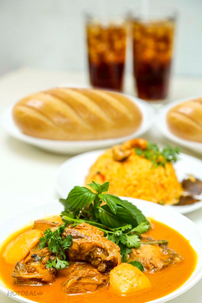500gr Cà Ri Gà Ta Ấn Độ + Cơm Nị + 2 Bánh Mì + 2 Coca Cho 2 Người