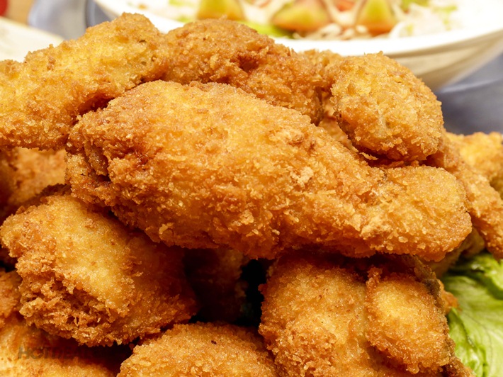 Combo - 1 Con “Gà Rán Đậu Hũ” Hoặc “Sốt Gia Vị Đậu Hũ” + 2 Lon Coca ...