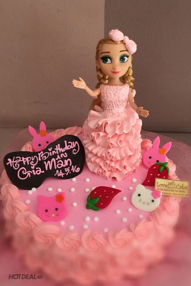 Gửi tặng tình yêu của bạn một chiếc bánh 3D Love Cake tuyệt đẹp trong ngày sinh nhật. Hình dáng độc đáo cùng với hương vị thơm ngon sẽ khiến người nhận đầy cảm xúc. Hãy xem hình ảnh và chứng kiến những chi tiết tÀo hình đặc biệt của chiếc bánh này.
